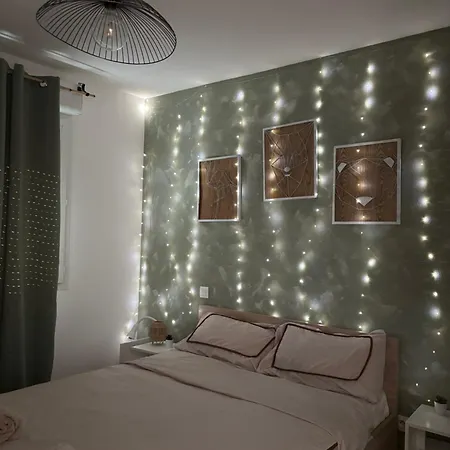 Cozy Parking Et Terrasse Lejlighed